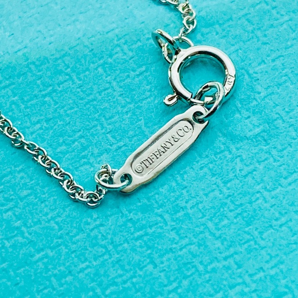 Tiffany & Co 18k gold chain 20” New with box  MSRP $550 - Picture 3 of 5